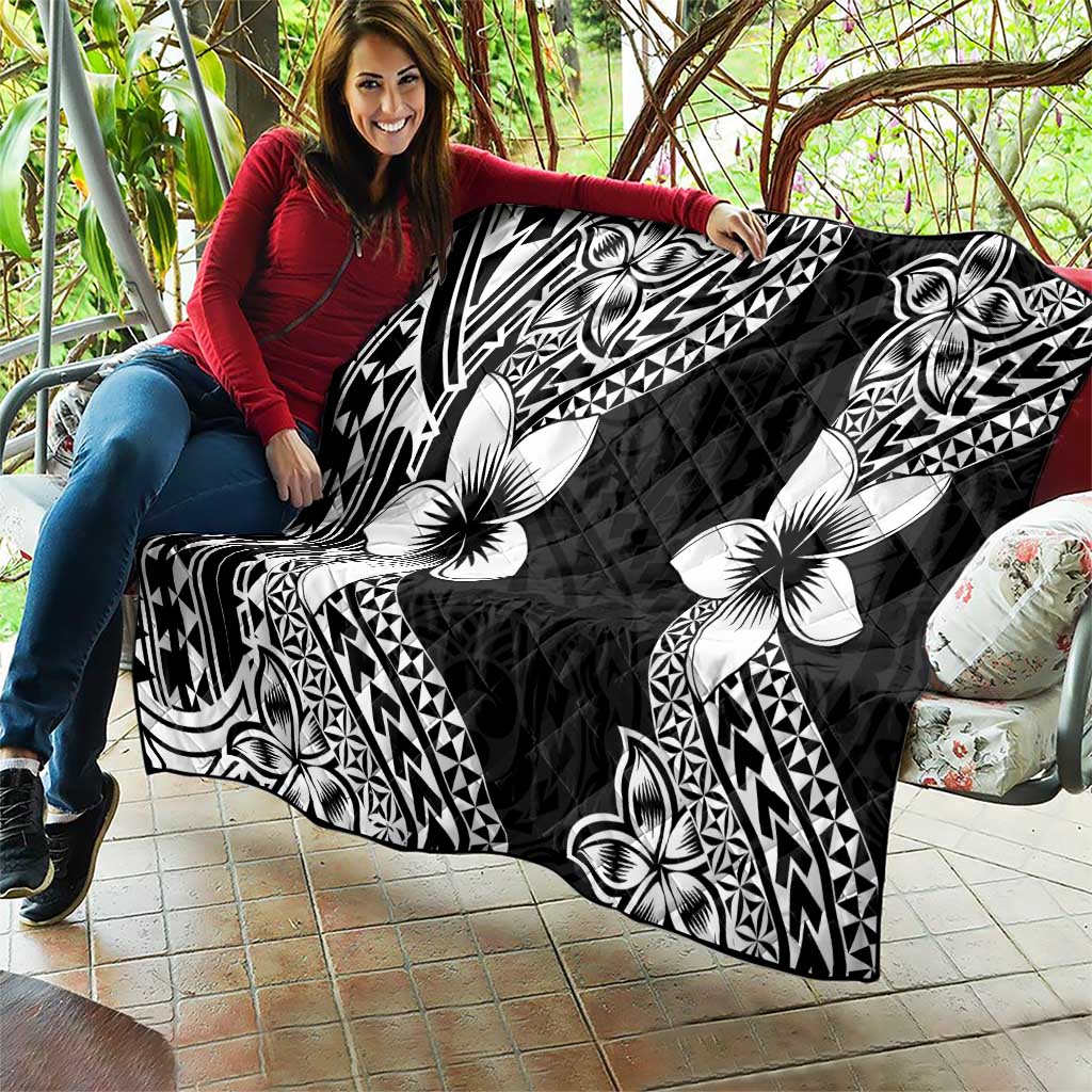 Lotu Tamaiti White Sunday Quilt Pacific Plumeria Flowers - Black Version