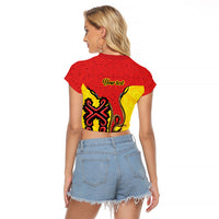 Personalised Papua New Guinea Oro Necklace Raglan Cropped T Shirt Gold Melanesia Traditional Pattern