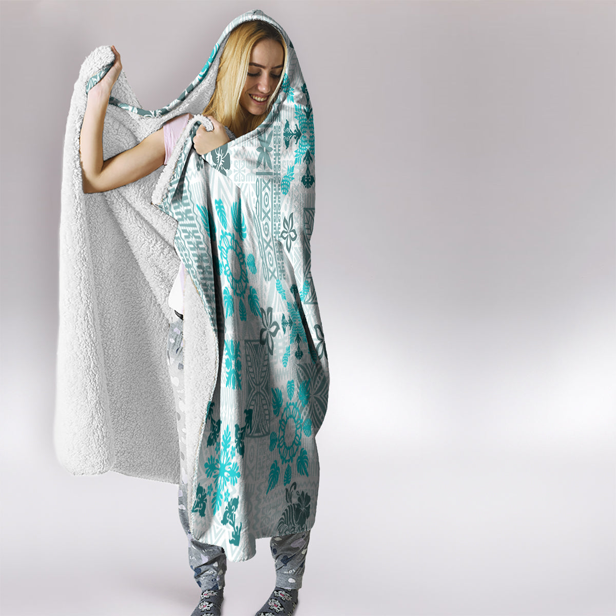 Hawaii Tapa Tribal Hooded Blanket With Hawaiian Quilt Pattern Aqua LT9 - Polynesian Pride