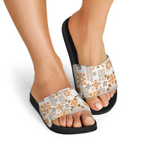 Hawaii Tapa Tribal Slide Sandals With Hawaiian Quilt Pattern Gold LT9 - Polynesian Pride