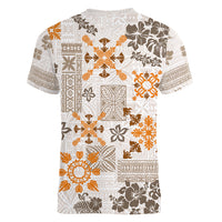 Hawaii Tapa Tribal Women V Neck T Shirt With Hawaiian Quilt Pattern Gold LT9 - Polynesian Pride