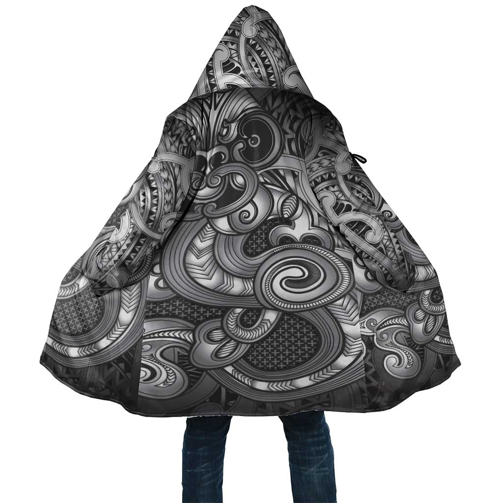 Aotearoa Maori Hei Tiki Cloak Kiwikiwi Kowhaiwhai Puhoro Motif