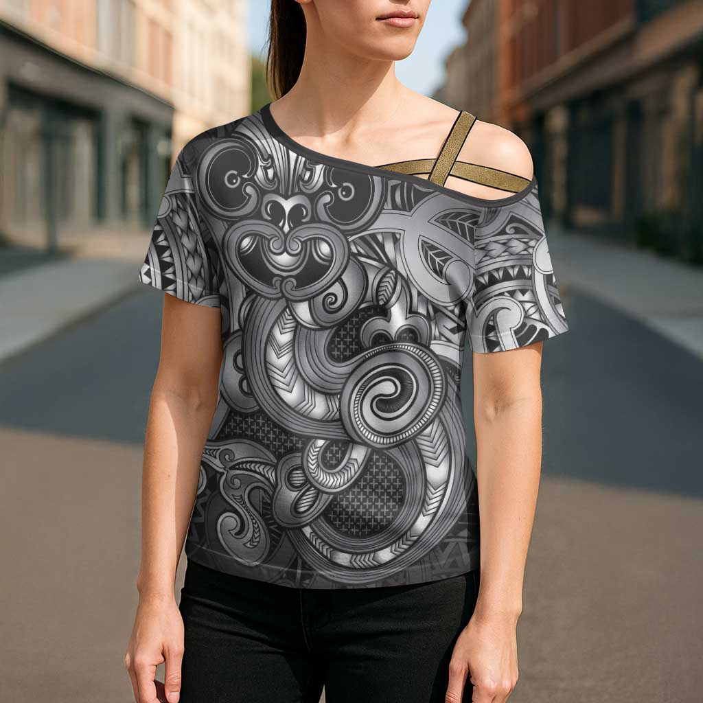 Aotearoa Maori Hei Tiki Cross Shoulder Shirt Kiwikiwi Kowhaiwhai Puhoro Motif LT9 - Polynesian Pride