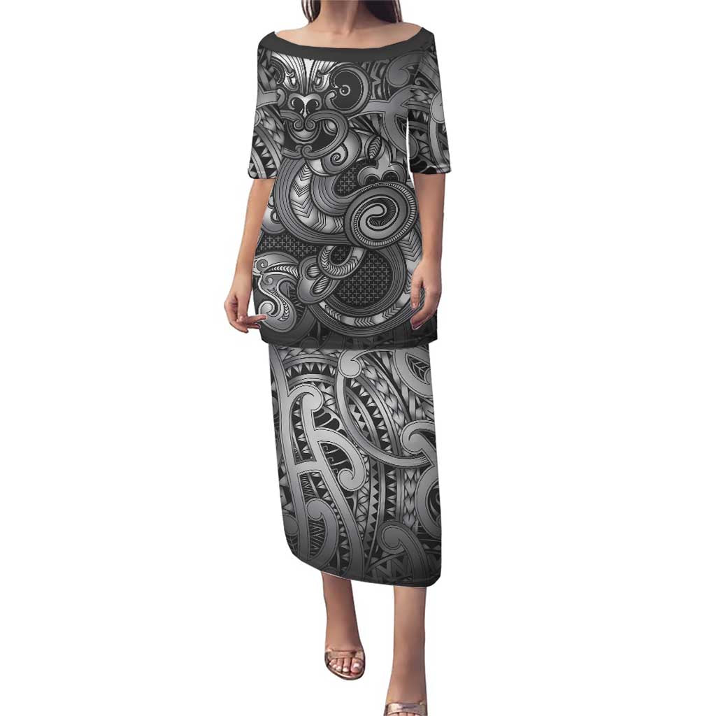 Aotearoa Maori Hei Tiki Family Matching Puletasi and Hawaiian Shirt Kiwikiwi Kowhaiwhai Puhoro Motif LT9 Mom's Dress Grey - Polynesian Pride