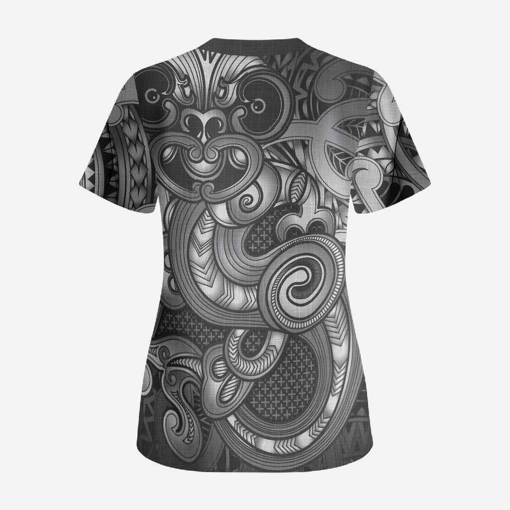 Aotearoa Maori Hei Tiki Scrub Top Kiwikiwi Kowhaiwhai Puhoro Motif