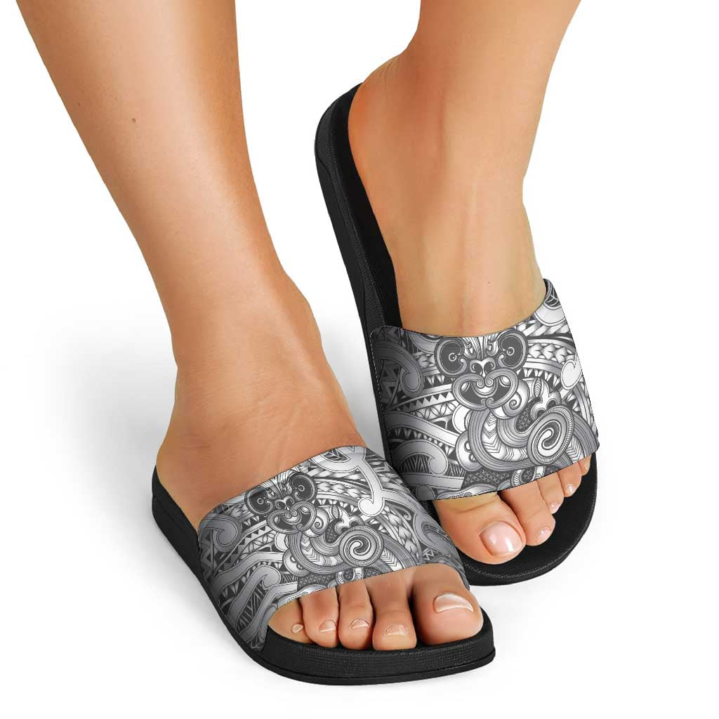 Aotearoa Maori Hei Tiki Slide Sandals Kiwikiwi Kowhaiwhai Puhoro Motif LT9 - Polynesian Pride