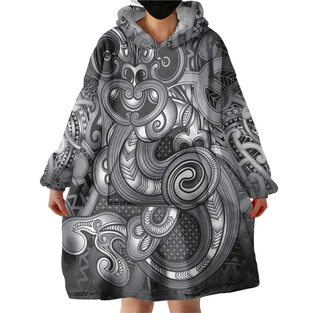 Aotearoa Maori Hei Tiki Wearable Blanket Hoodie Kiwikiwi Kowhaiwhai Puhoro Motif