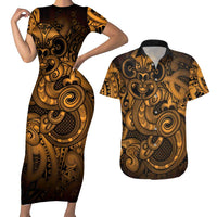 Aotearoa Maori Hei Tiki Couples Matching Short Sleeve Bodycon Dress and Hawaiian Shirt Koura Kowhaiwhai Puhoro Motif LT9 Gold - Polynesian Pride