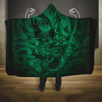 Aotearoa Maori Hei Tiki Hooded Blanket Kakariki Kowhaiwhai Puhoro Motif LT9 - Polynesian Pride