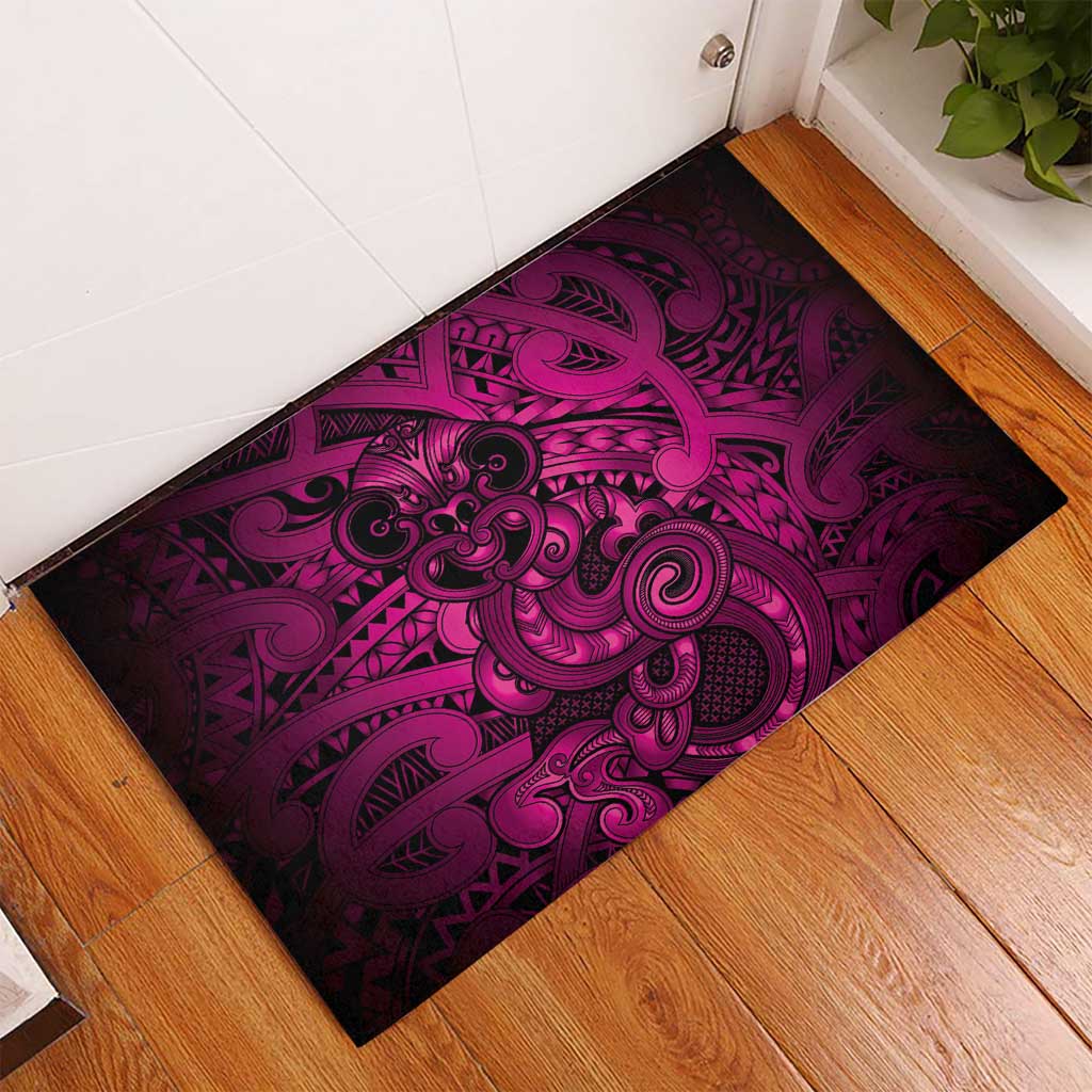 Aotearoa Maori Hei Tiki Rubber Doormat Mawhero Kowhaiwhai Puhoro Motif LT9 - Polynesian Pride