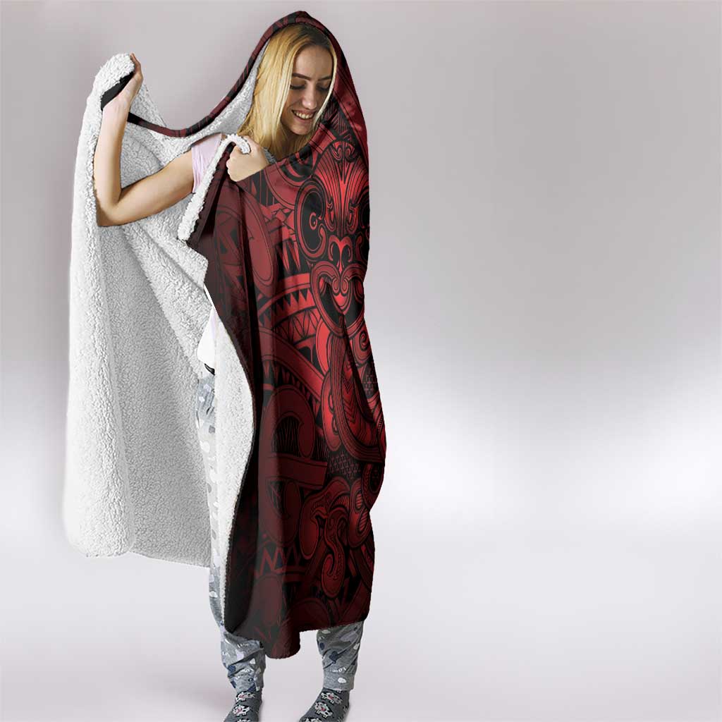 Aotearoa Maori Hei Tiki Hooded Blanket Whero Kowhaiwhai Puhoro Motif LT9 - Polynesian Pride