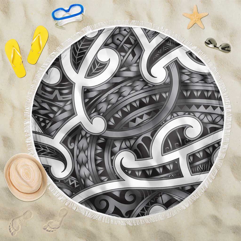 Aotearoa Maori Kowhaiwhai Beach Blanket Kiwikiwi Puhoro and Patiki