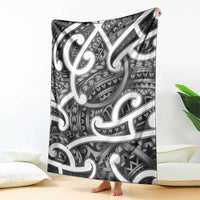 Aotearoa Maori Kowhaiwhai Blanket Kiwikiwi Puhoro and Patiki