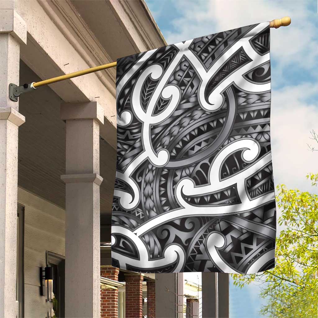 Aotearoa Maori Kowhaiwhai Garden Flag Kiwikiwi Puhoro and Patiki LT9 House Flag Grey - Polynesian Pride