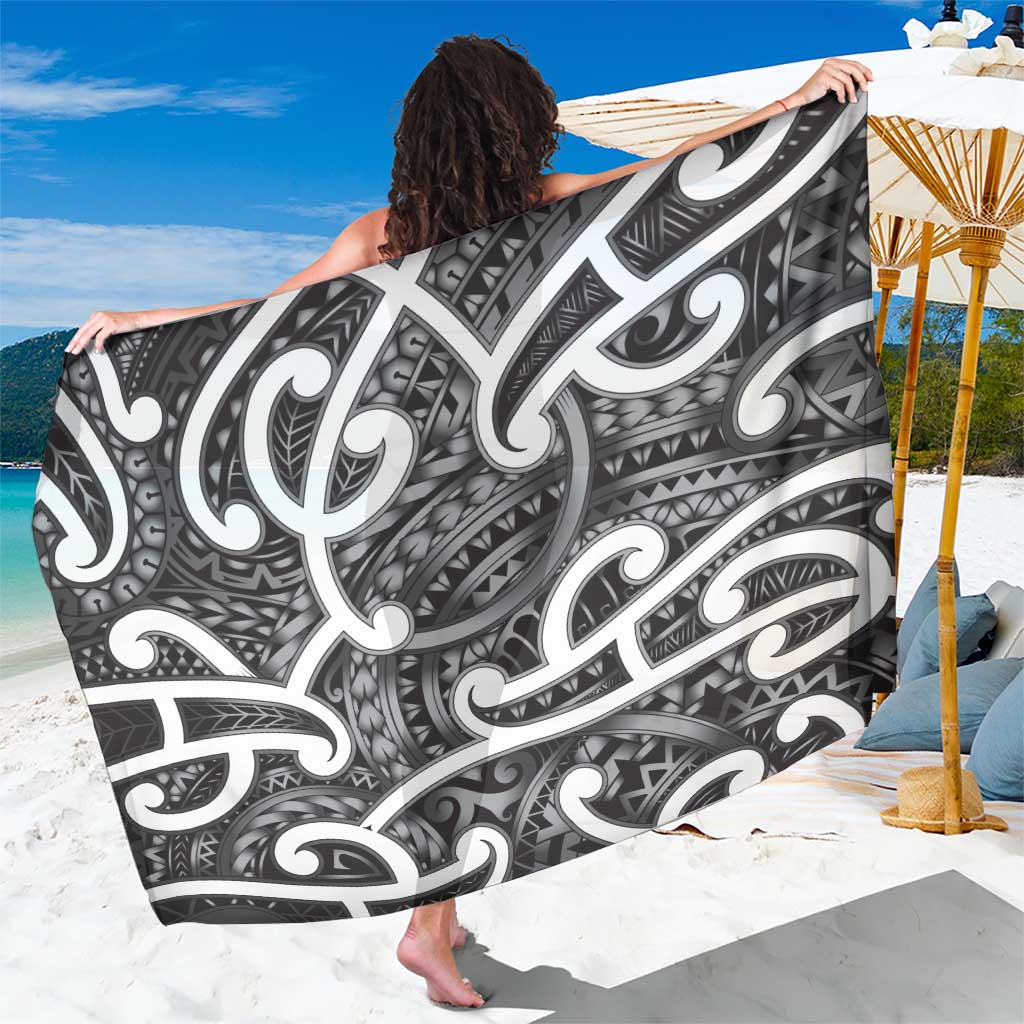 Aotearoa Maori Kowhaiwhai Sarong Kiwikiwi Puhoro and Patiki LT9 One Size 44 x 66 inches Grey - Polynesian Pride