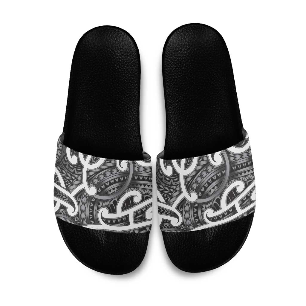 Aotearoa Maori Kowhaiwhai Slide Sandals Kiwikiwi Puhoro and Patiki LT9 Grey - Polynesian Pride