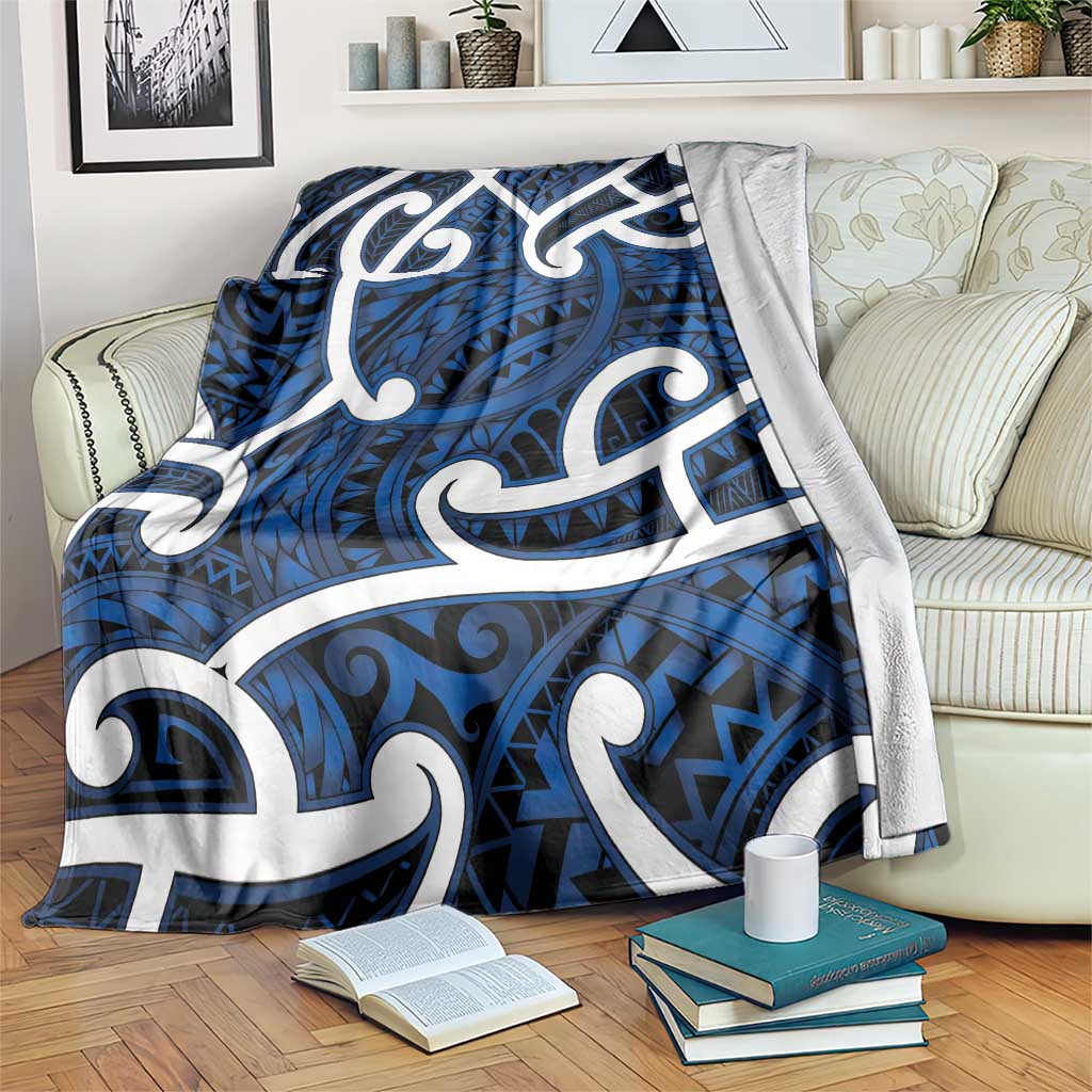 Aotearoa Maori Kowhaiwhai Blanket Kikorangi Puhoro and Patiki