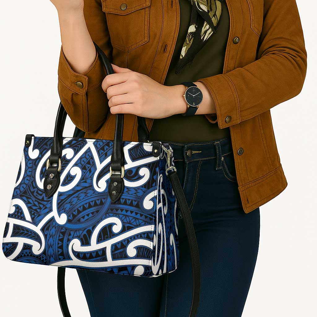 Aotearoa Maori Kowhaiwhai Leather Bag Kikorangi Puhoro and Patiki