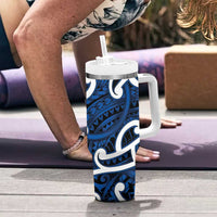 Aotearoa Maori Kowhaiwhai Tumbler With Handle Kikorangi Puhoro and Patiki LT9 - Polynesian Pride