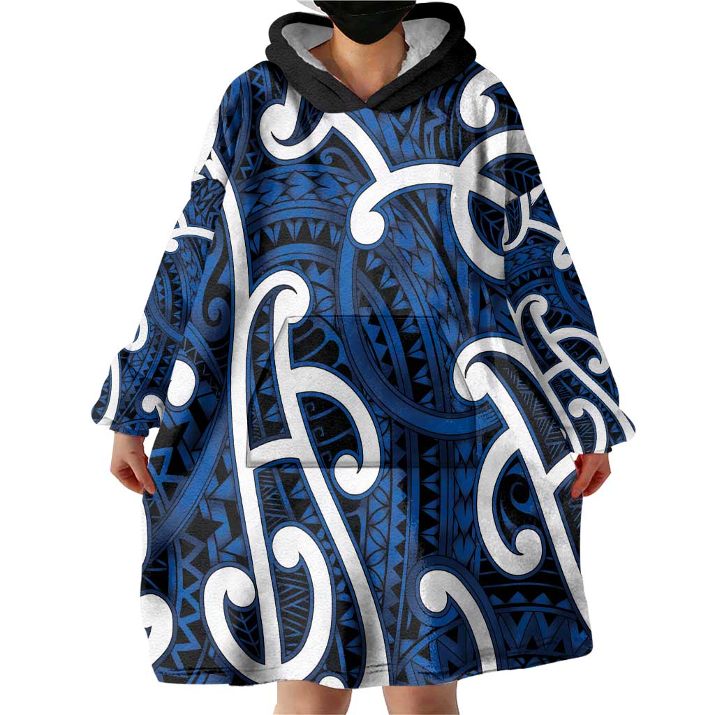 Aotearoa Maori Kowhaiwhai Wearable Blanket Hoodie Kikorangi Puhoro and Patiki LT9 - Polynesian Pride