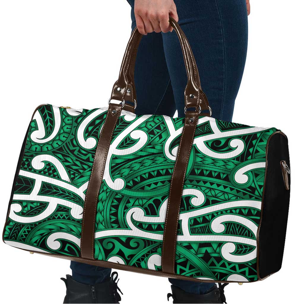 Aotearoa Maori Kowhaiwhai Travel Bag Kakariki Puhoro and Patiki LT9 - Polynesian Pride