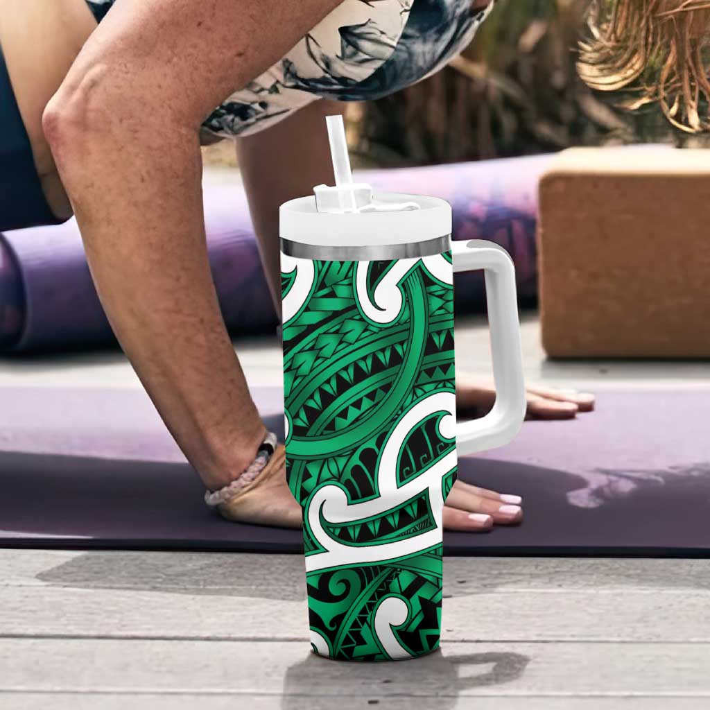Aotearoa Maori Kowhaiwhai Tumbler With Handle Kakariki Puhoro and Patiki