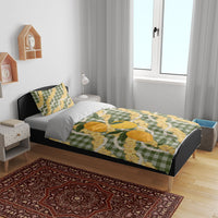 Uliuli Ahiahia Hawaiian Mango Palaka Bedding Set Aloha Hibiscus Pikake Lei