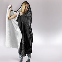 Hawaiian Mango Tribal Tattoo Hooded Blanket Black White Pacific Traditional Pattern