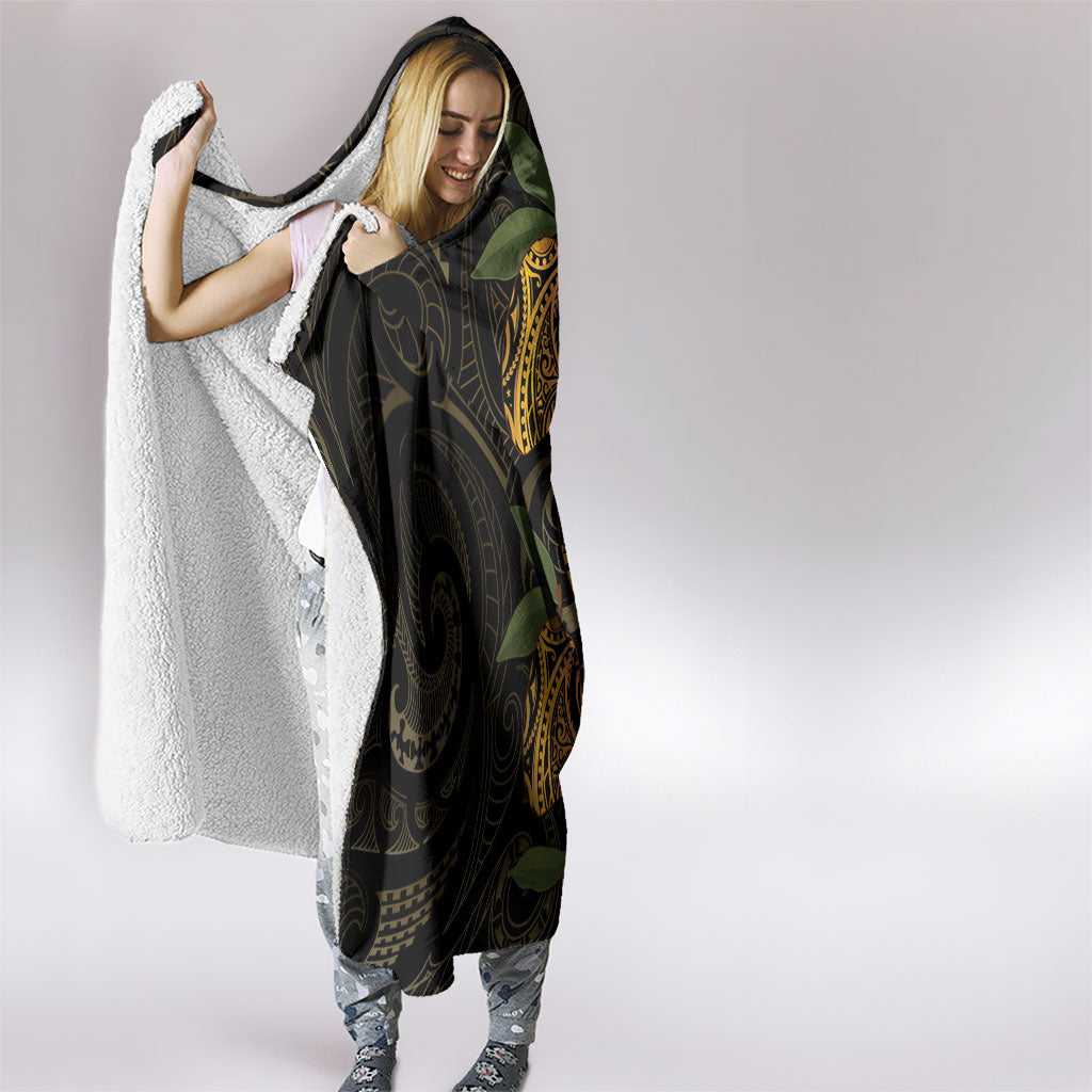 Hawaiian Mango Tribal Tattoo Hooded Blanket Gold Pacific Traditional Pattern