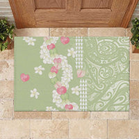 Leaf Green Hawaii Anthurium Plumeria Lei Rubber Doormat