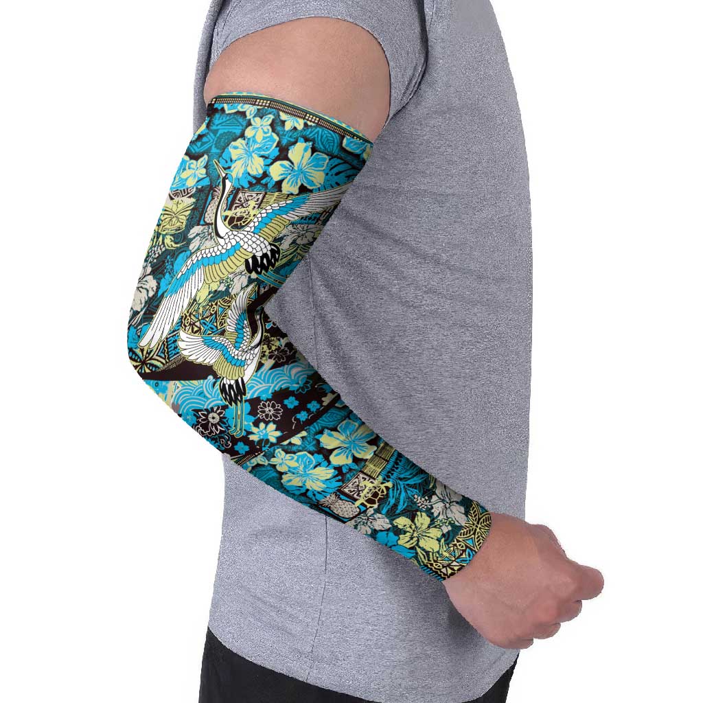 Japanese Hawaiian Crane Arm Sleeves Blue Tapa Patchwork Pattern