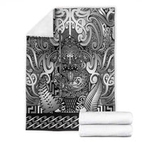 New Zealand Taiaha Maori Blanket Kiwikiwi Minimalist Silver Fern Tukutuku Motif
