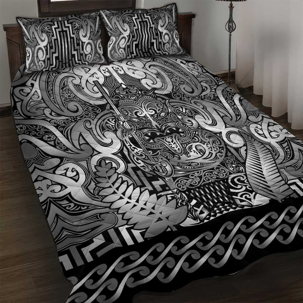 New Zealand Taiaha Maori Quilt Bed Set Kiwikiwi Minimalist Silver Fern Tukutuku Motif