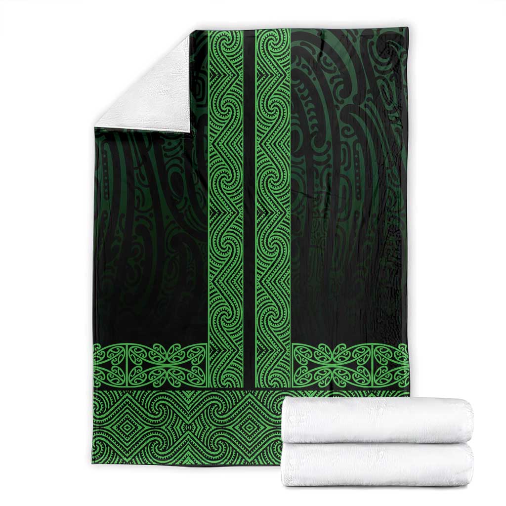 New Zealand Maori Kowhaiwhai Blanket Kakariki Maui and Mangopare