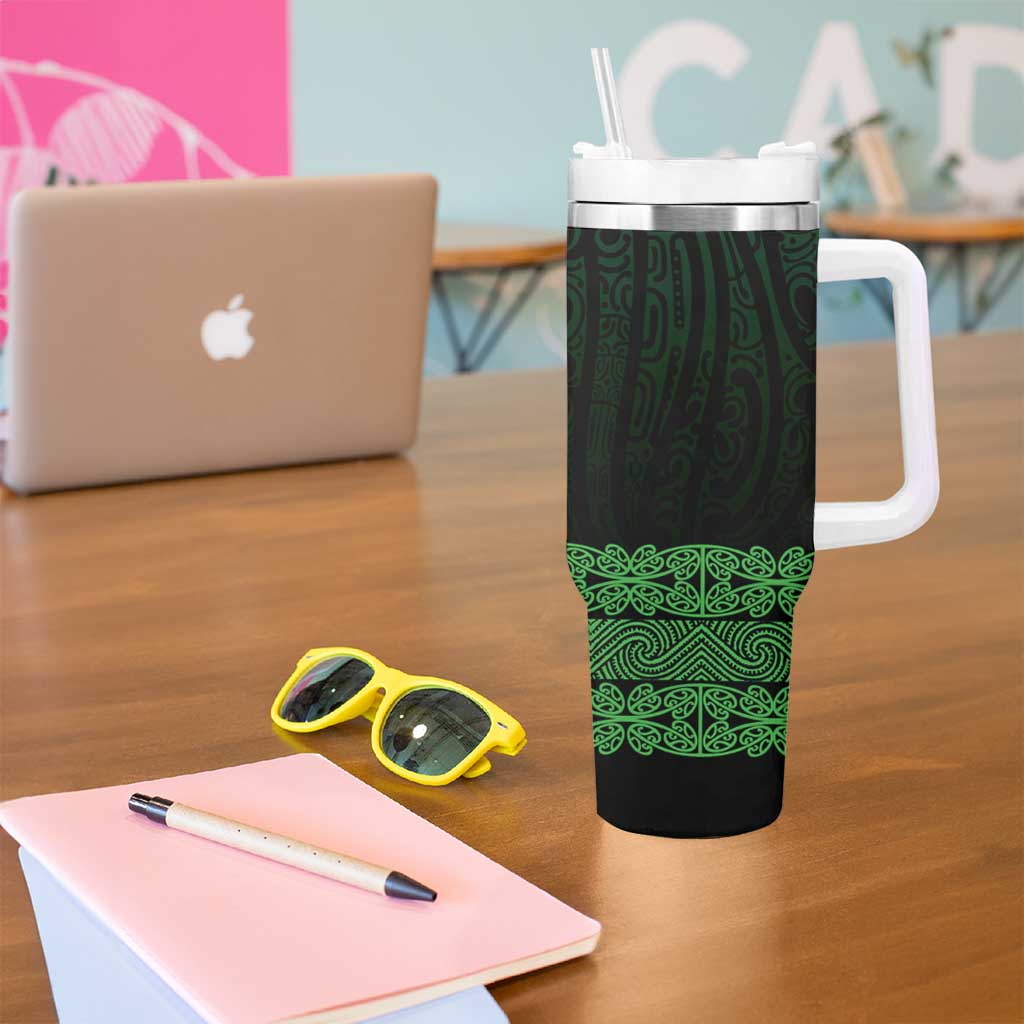 New Zealand Maori Kowhaiwhai Tumbler With Handle Kakariki Maui and Mangopare