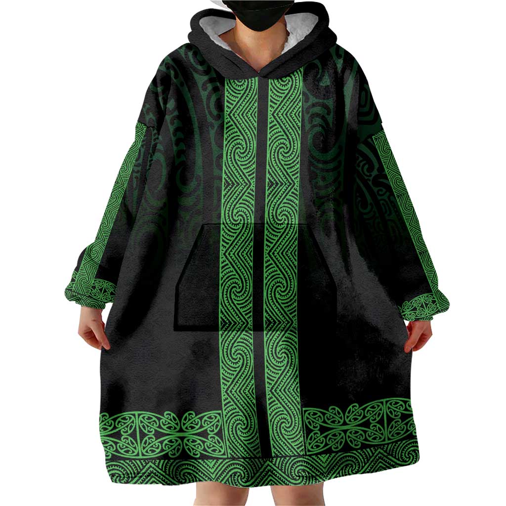 New Zealand Maori Kowhaiwhai Wearable Blanket Hoodie Kakariki Maui and Mangopare