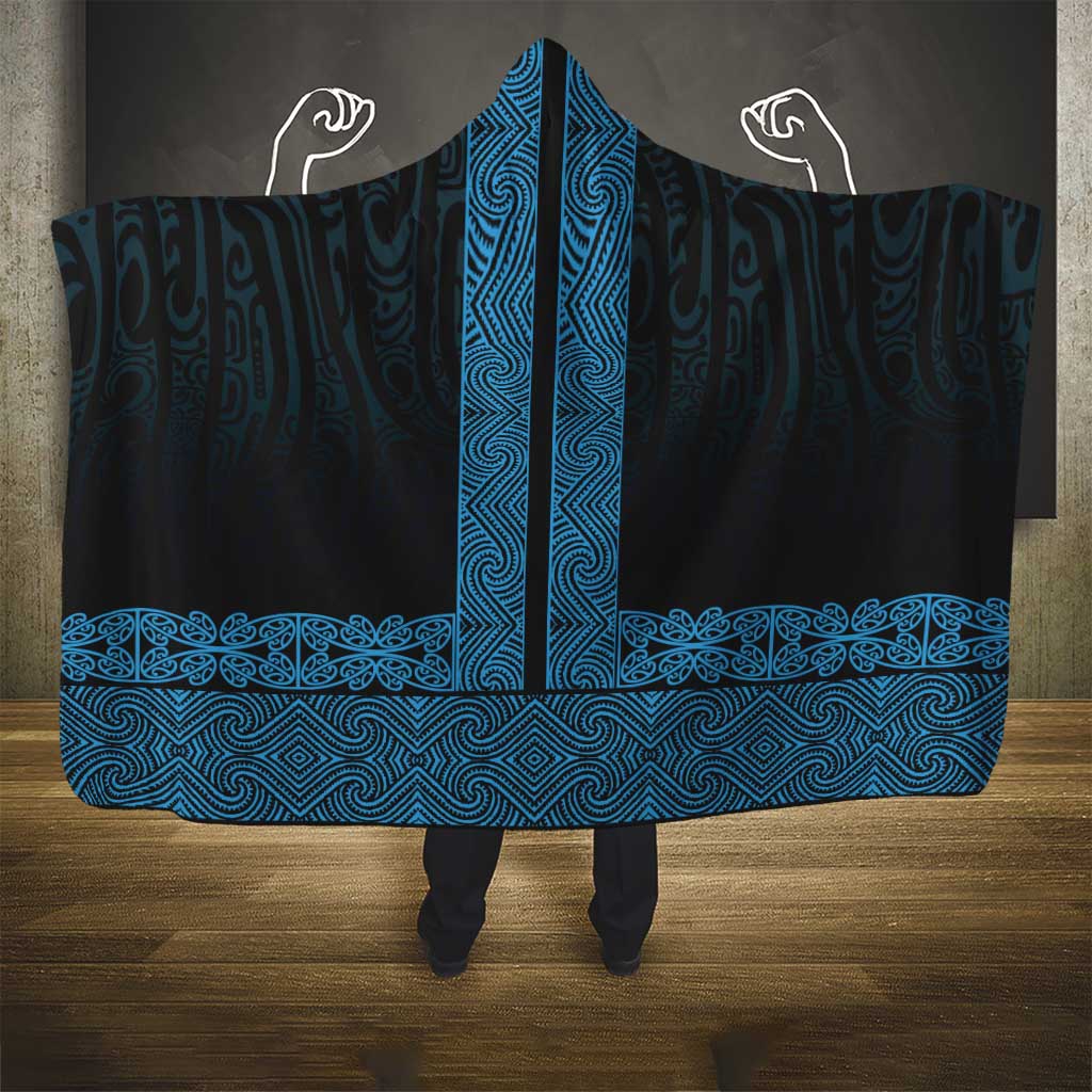 New Zealand Maori Kowhaiwhai Hooded Blanket Kikorangi Maui and Mangopare