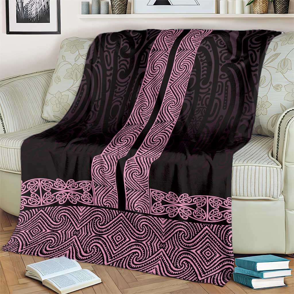 New Zealand Maori Kowhaiwhai Blanket Mawhero Maui and Mangopare