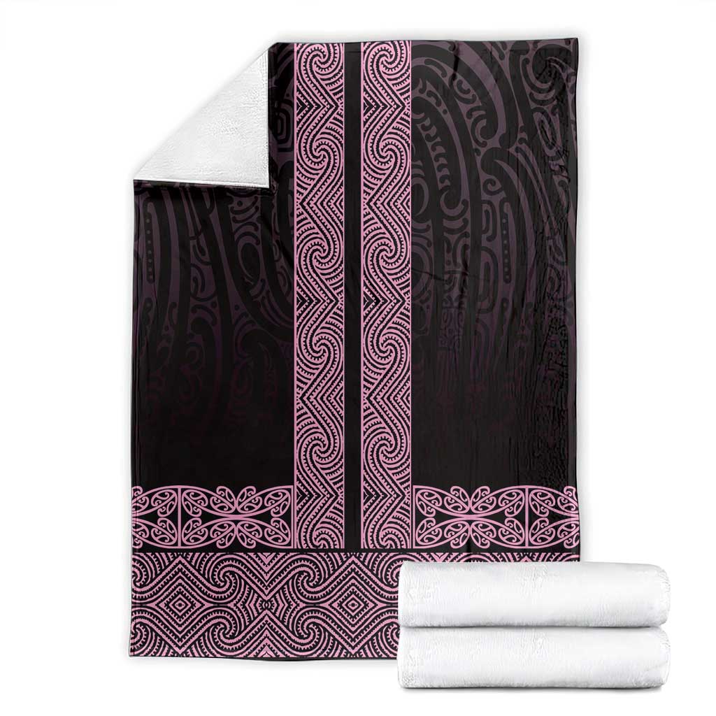 New Zealand Maori Kowhaiwhai Blanket Mawhero Maui and Mangopare
