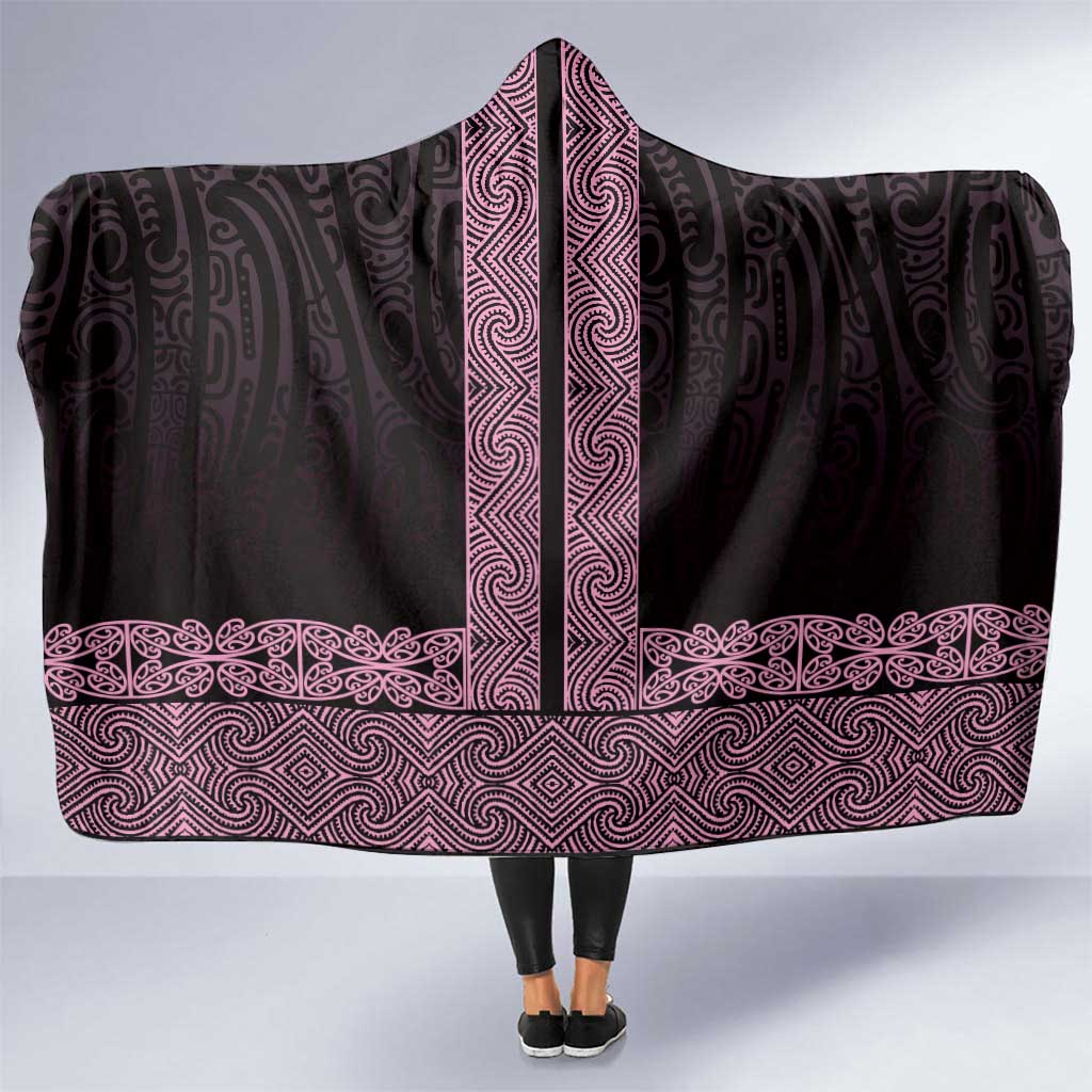 New Zealand Maori Kowhaiwhai Hooded Blanket Mawhero Maui and Mangopare