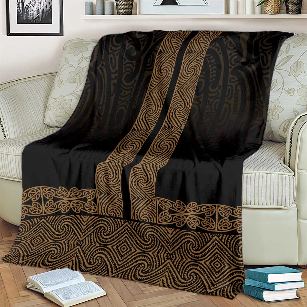 New Zealand Maori Kowhaiwhai Blanket Parauri Maui and Mangopare