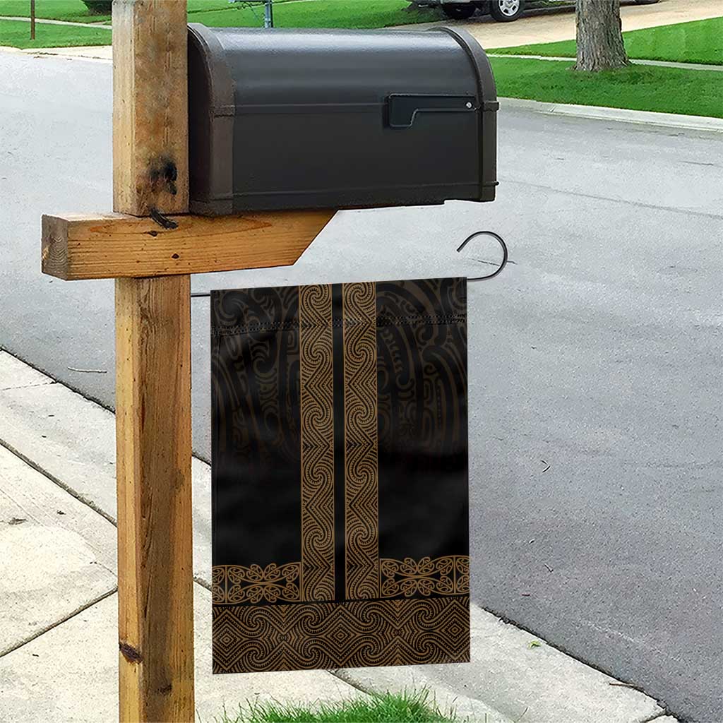 New Zealand Maori Kowhaiwhai Garden Flag Parauri Maui and Mangopare