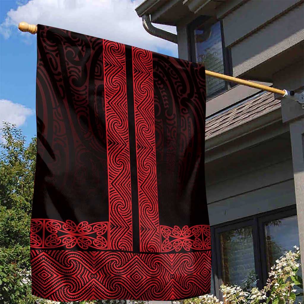 New Zealand Maori Kowhaiwhai Garden Flag Whero Maui and Mangopare
