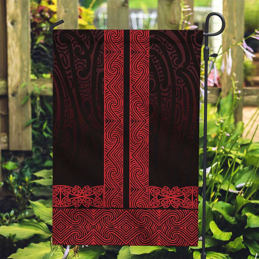 New Zealand Maori Kowhaiwhai Garden Flag Whero Maui and Mangopare