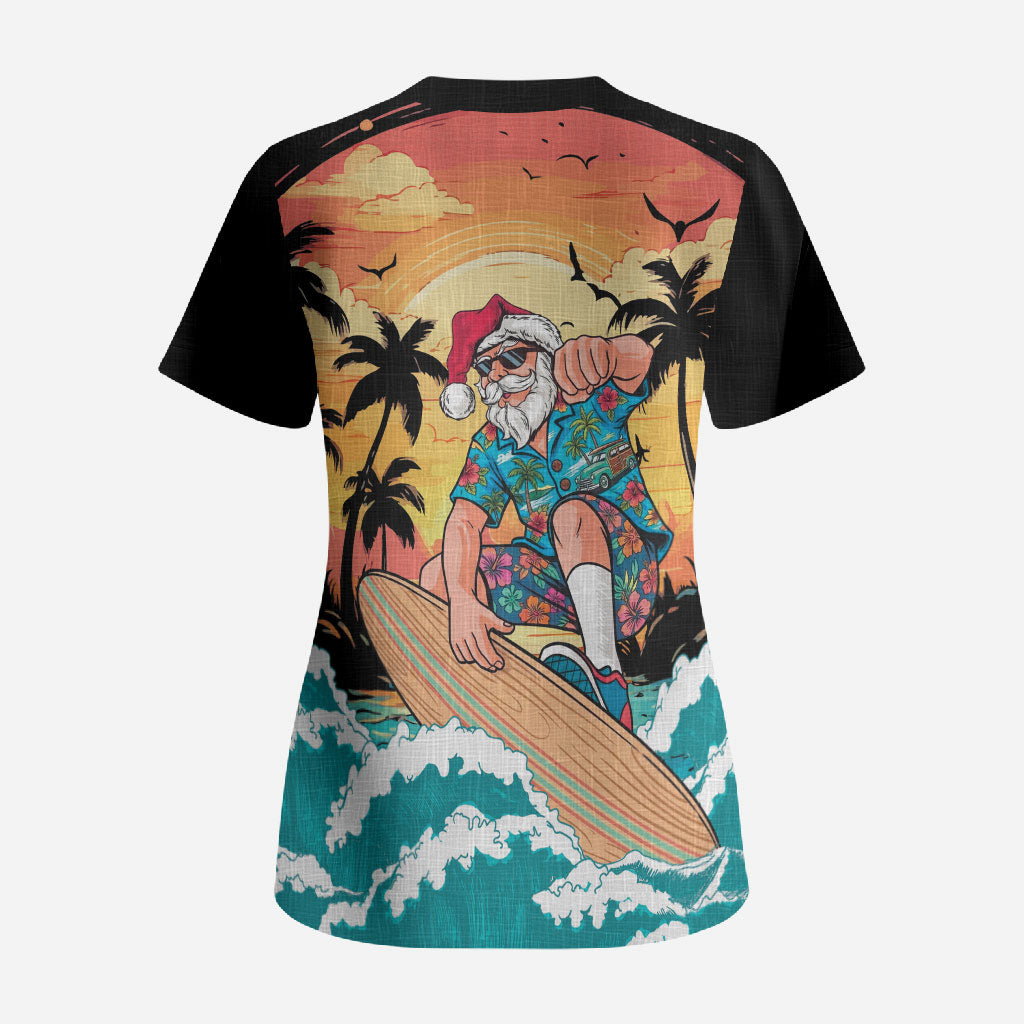 Vintage Santa Claus Surfing Summer Scrub Top Mele Kalikimaka i Iulai!