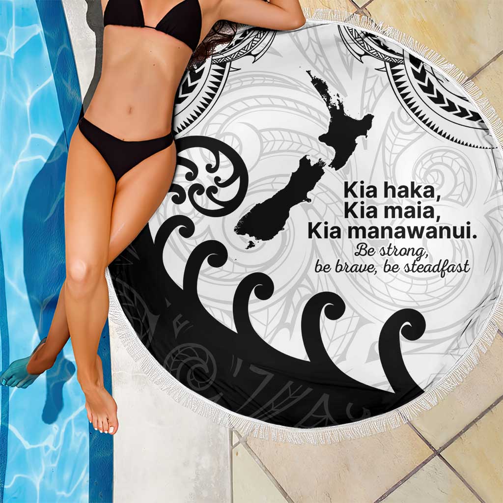 Kia Haka Maori language Beach Blanket Te Reo Maori Inspired Art