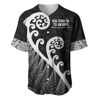 Kia Mau Ki To Ukaipo Baseball Jersey Te Reo Maori Koru Fern Art LT9 Black - Polynesian Pride
