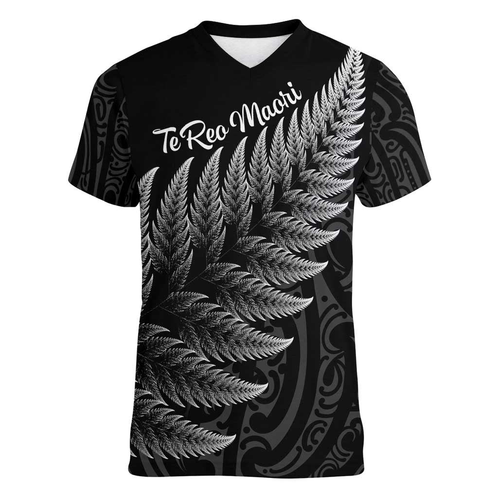 New Zealand Te Reo Mori Women V-Neck T-Shirt Simple Black Fern LT9 Female Black - Polynesian Pride