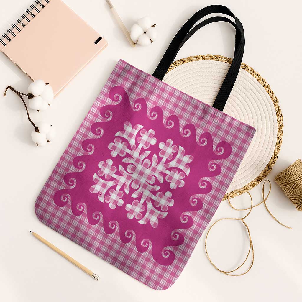 Pink Ulu Palaka Quilt Pattern Tote Bag Hawaii Culture Breadfruit LT9 Black Strap One Size Pink - Polynesian Pride