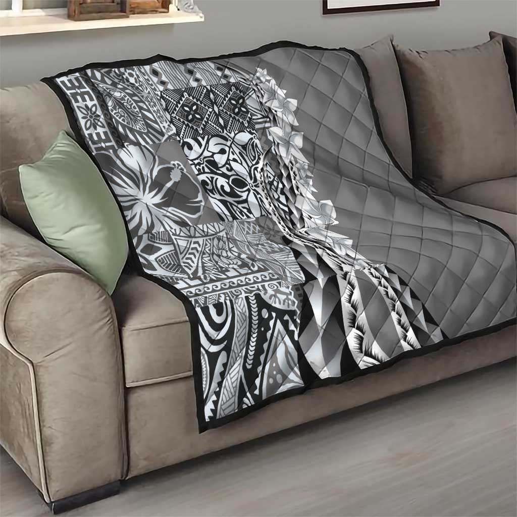 Aloha Vintage Plumeria Hawaiian Tapa Pattern Quilt Gray Hawaiian Tapa Pattern - Polynesian Pride